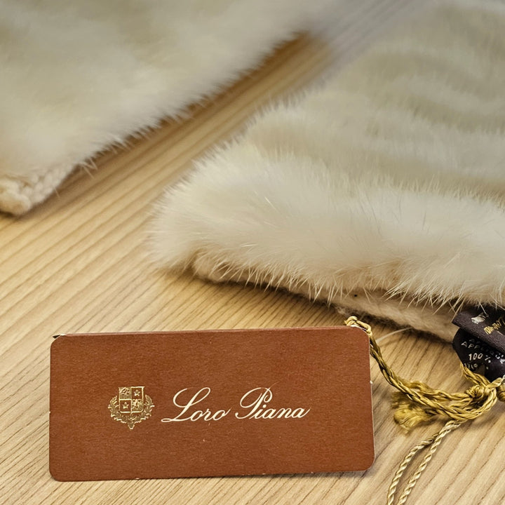 Loro Piana - Gloves - Loro Piana Women Fur Fingerless Gloves - Manchette Mink and Baby Cashmere - FAG4714 - Ask Me Wear