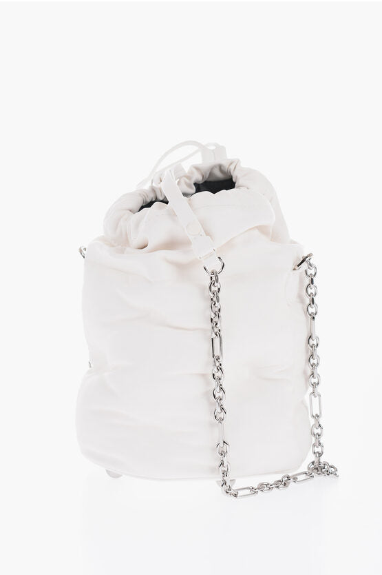 Bolso tipo cubo GLAM SLAM de piel con cadena plateada MM11 de Maison Margiela